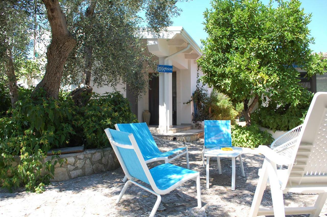 B&B Masseria Liberatore Mattinata Buitenkant foto